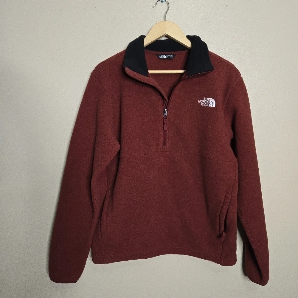 The North Face Men's Birch Bowl Quarter Zip Sweatshirt